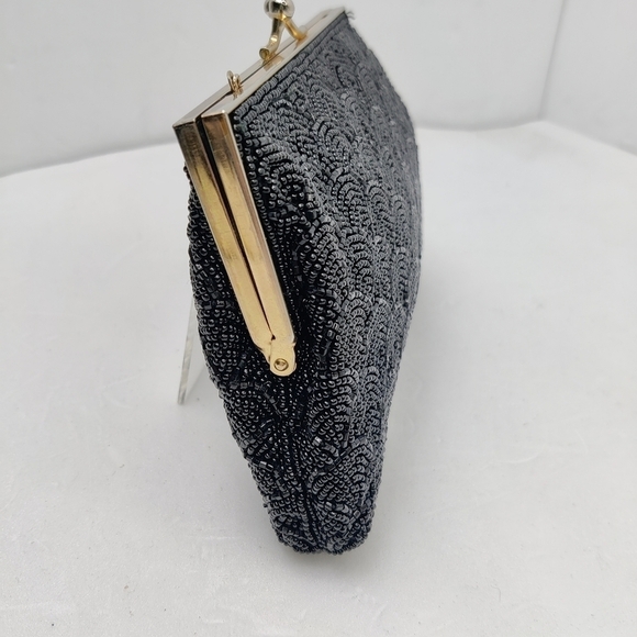 Vintage Beaded Clutch Handbag Pure Black, Satin Lining Chain Pocket Clasp Top - Picture 3 of 16
